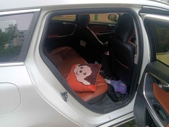 [苏州·苏E] 二手沃尔沃沃尔沃V602013款 T5 舒适版