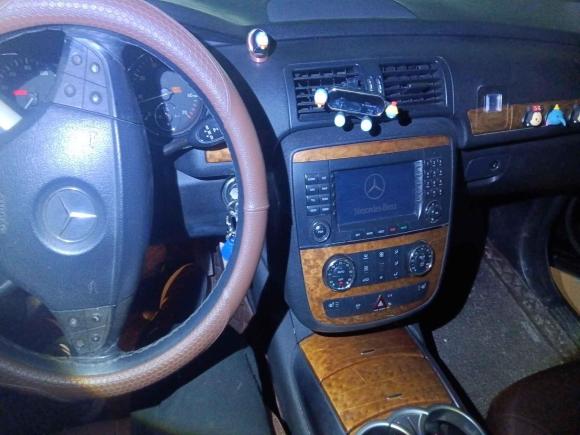 [济南·辽B] 二手奔驰奔驰R级2006款 R 350 4MATIC