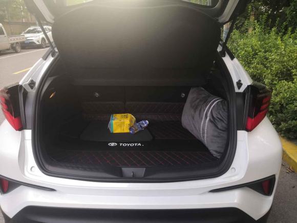 [青岛·鲁B] 二手丰田丰田C-HR2021款 双擎 2.0L E-CVT豪华版