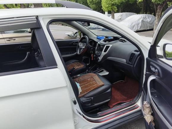 [上海·贵C] 二手长安长安CS352016款 1.6L 手动豪华型 国V