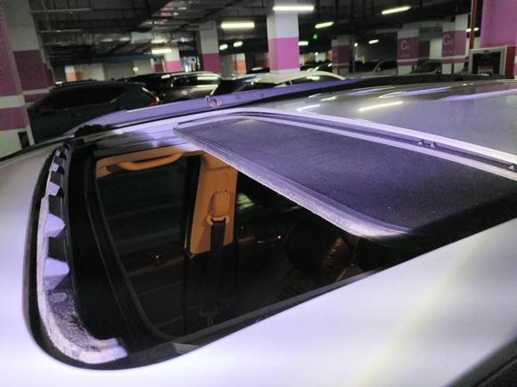 [深圳·粤B] 二手Jeep指南者2014款 2.4L 四驱运动版