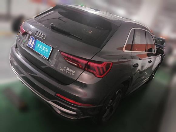 [杭州·浙A] 二手奥迪奥迪Q32022款 35 TFSI 时尚动感型