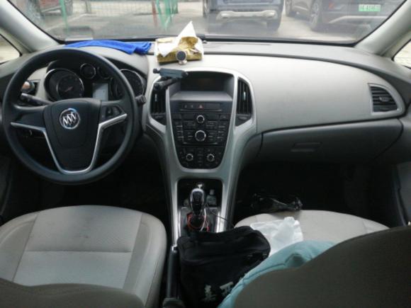 [上海·沪C] 二手别克英朗2014款 XT 1.6L 手动进取版