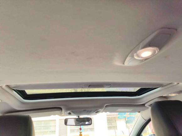 [济南·鲁A] 二手福特福克斯2017款 三厢 1.6L 自动风尚型智行版