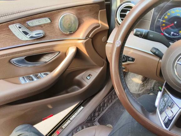 [济南·鲁A] 二手奔驰奔驰E级2021款 改款 E 300 L 豪华型