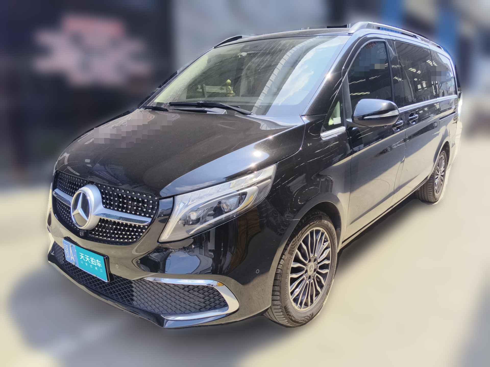 [武汉·鄂A] 奔驰奔驰V级2020款 V 260 领航版