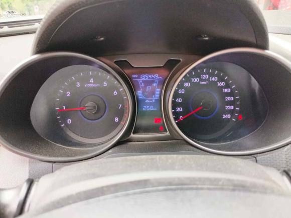 [济南·鲁A] 二手现代Veloster飞思2011款 1.6L 自动尊享版