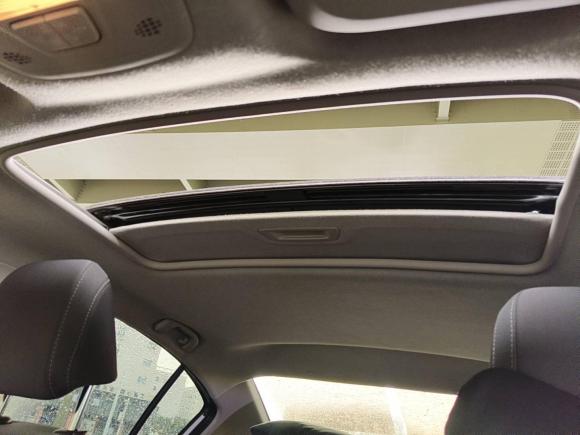 [深圳·粤W] 二手雪佛兰科沃兹2019款 320 自动欣享天窗版