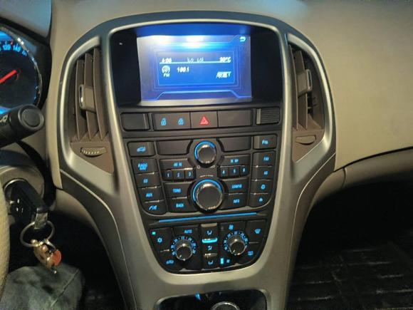 [上海·浙A] 二手别克英朗2013款 GT 1.6L 自动时尚版