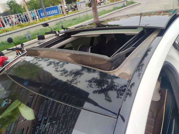 [南京·苏A] 二手奔驰奔驰C级2015款 改款 C 200 L