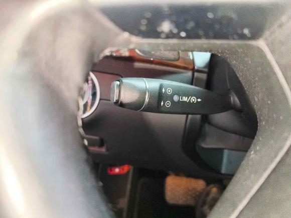 [广州·湘D] 二手奔驰奔驰M级2012款 ML 350 动感型