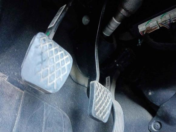 [青岛·鲁B] 二手吉利汽车帝豪2017款 三厢百万款 1.5L 手动向上版