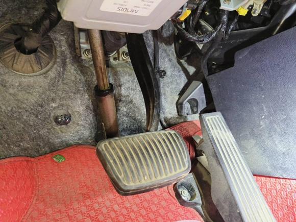 [上海·皖S] 二手起亚索兰托2015款 索兰托L 2.2T 柴油4WD精英版 7座 国IV