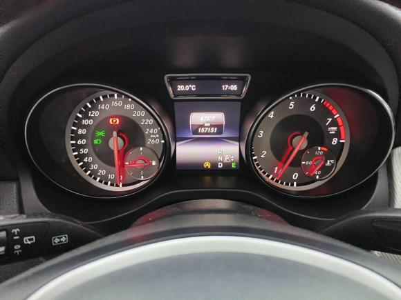 [杭州·浙A] 二手奔驰奔驰GLA2015款 GLA 220 4MATIC 时尚型