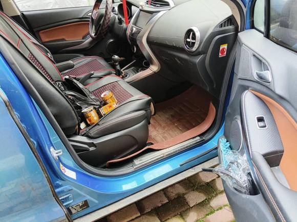 [武汉·鄂A] 二手比亚迪元2016款 1.5L 手动尊贵型