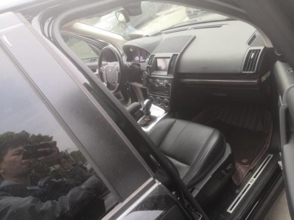 [上海·沪N] 二手路虎神行者22013款 2.2T SD4 SE柴油版