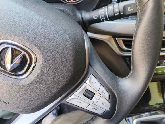 [义乌·浙G] 二手长安长安CS35PLUS2019款 1.6L 手动畅联版