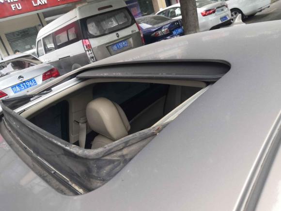 [成都·川A] 二手别克君威2012款 2.0L 豪华版