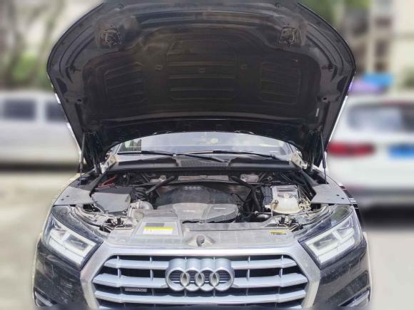 [南昌·赣A] 二手奥迪奥迪Q5L2018款 40 TFSI 荣享时尚型 国V