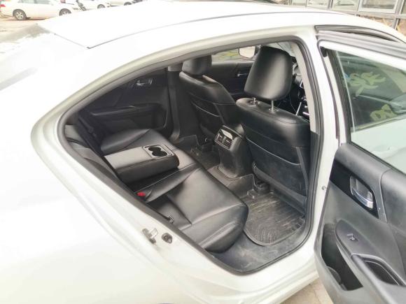 [深圳·粤B] 二手本田雅阁2016款 2.0L 舒适版