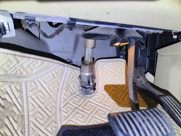 [成都·川A] 二手路虎神行者22014款 2.2T SD4 SE柴油版