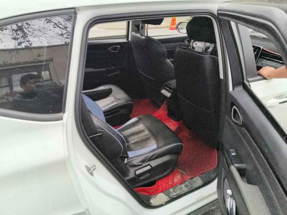 [上海·沪C] 二手宝骏宝骏RM-52019款 1.5T CVT 24小时在线精英型 6座