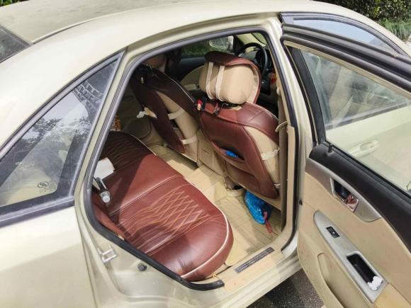 [杭州·浙A] 二手别克凯越2013款 1.5L 自动经典型