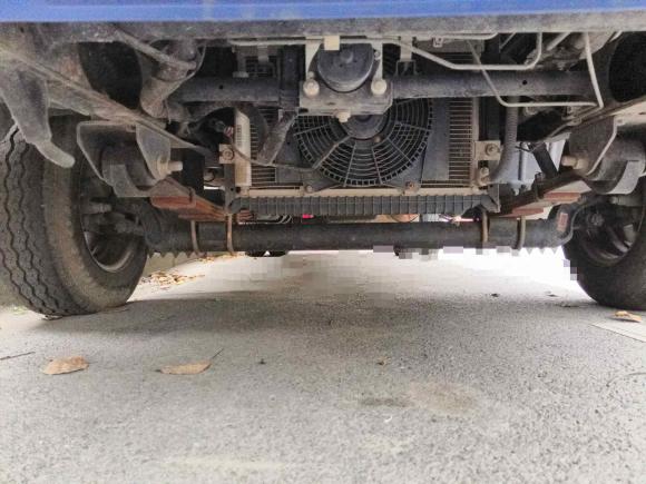 [嘉兴·浙F] 二手长安跨越跨越者D52021款 1.6L标准版双排栏板双后轮2850mm货箱DAM16KL