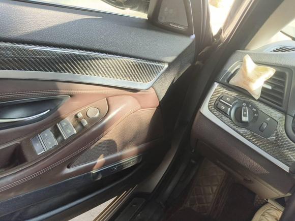 [上海·苏U] 二手宝马宝马5系2014款 525Li 豪华设计套装