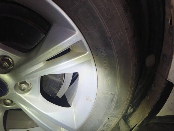 [南京·苏A] 二手福特福克斯2017款 三厢 1.6L 自动舒适型智行版