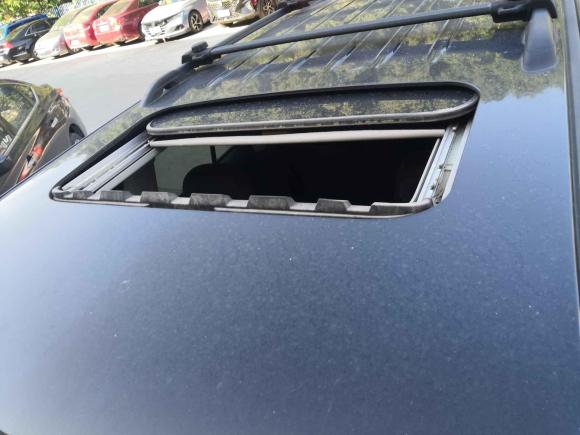 [无锡·苏B] 二手Jeep自由客2014款 2.0L 运动增强版