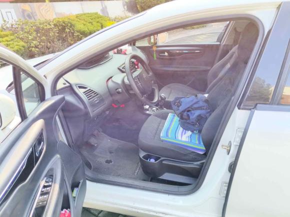 [成都·川A] 二手雪铁龙世嘉2016款 经典 三厢 1.6L 手动CNG