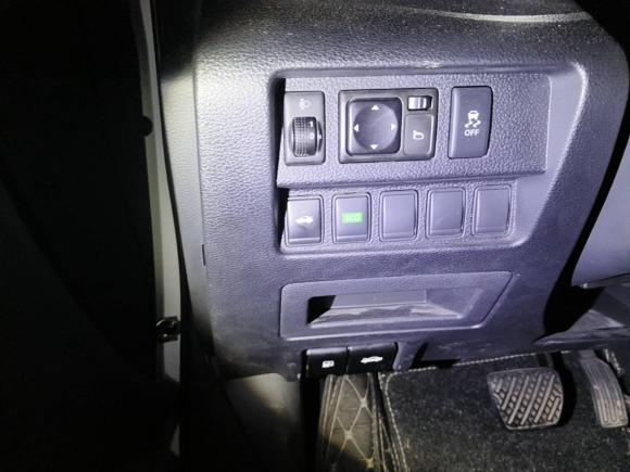 [深圳·湘D] 二手启辰启辰D602018款 1.6L CVT智联精英版