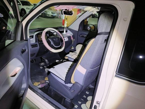 [无锡·苏B] 二手五菱汽车宏光MINIEV2022款 马卡龙臻享款 三元锂