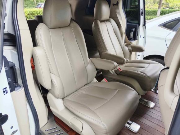 [济南·鲁A] 二手别克别克GL82014款 2.4L CT豪华商务舒适版