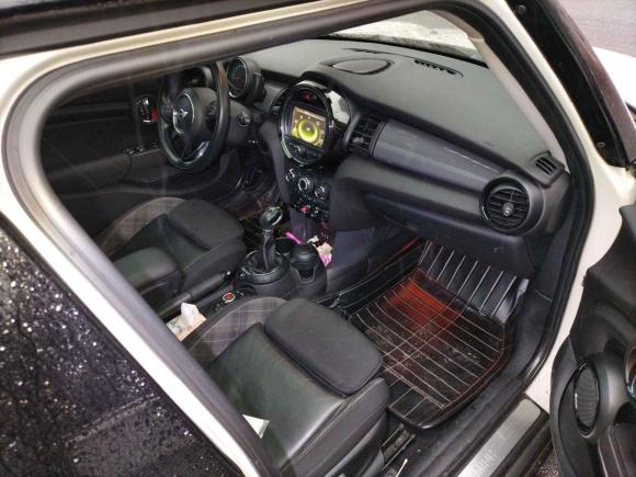 [南京·苏A] 二手MINIMINI2015款 1.5T COOPER Fun 五门版