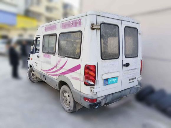 [宁波·沪A] 二手依维柯依维柯褒迪2012款 2.5T-A32 基本型