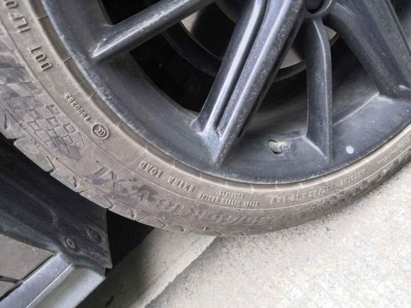 [杭州·浙A] 二手长安长安UNI-V2022款 1.5T 尊贵型