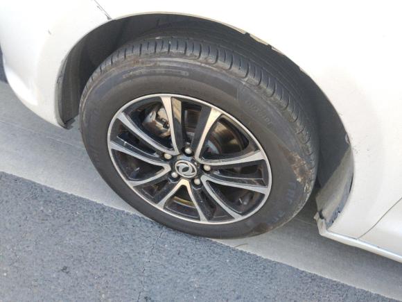 [温州·浙C] 二手东风风行风行S5002016款 1.6L 手动尊享型