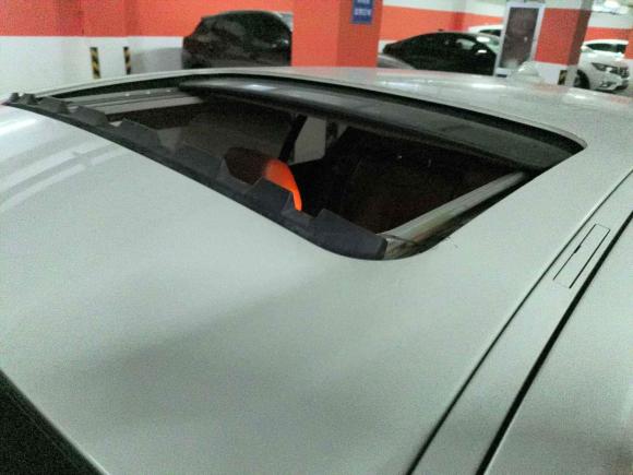 [上海·苏F] 二手宝马宝马1系2015款 120i 领先型