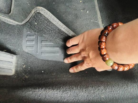 [常州·苏D] 二手路虎揽胜极光2020款 249PS R-DYNAMIC SE 运动科技版