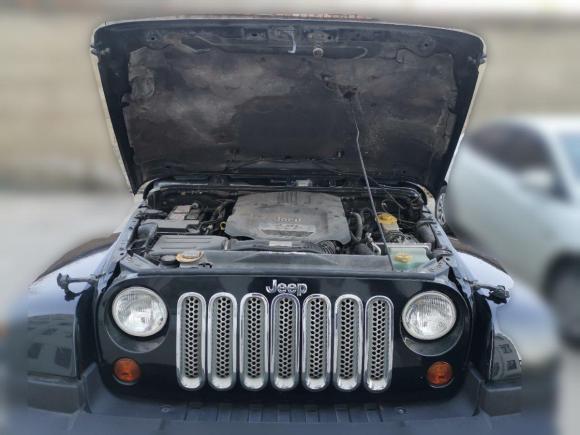 [合肥·皖A] 二手Jeep牧马人2013款 3.6L Sahara 四门版