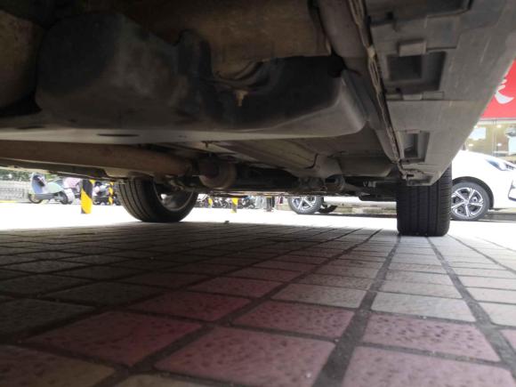 [深圳·粤D] 二手路虎揽胜极光2013款 2.0T 5门耀动版