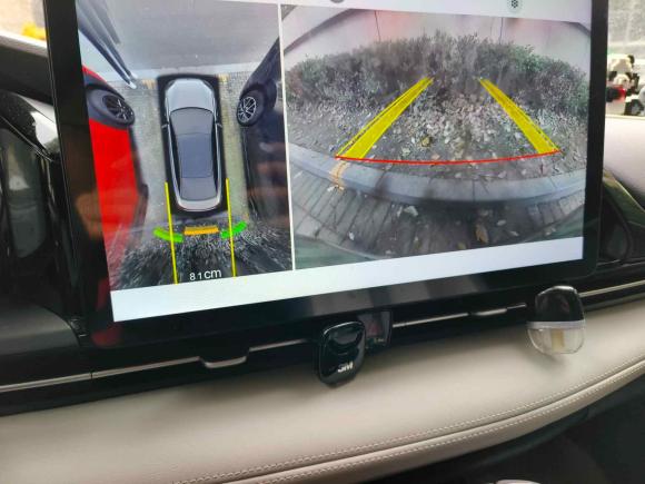 [上海·沪A] 二手埃安AION S Plus2021款 80 科技版