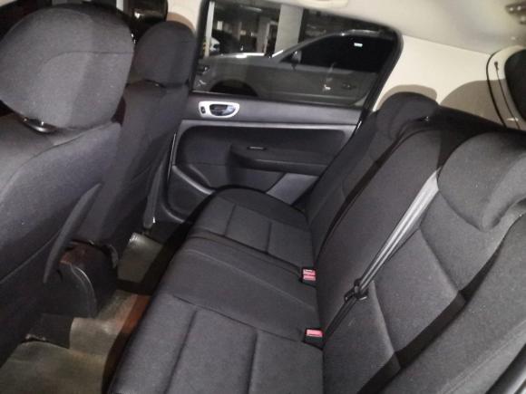 [无锡·苏B] 二手标致标致3072010款 两厢 1.6L 自动舒适版