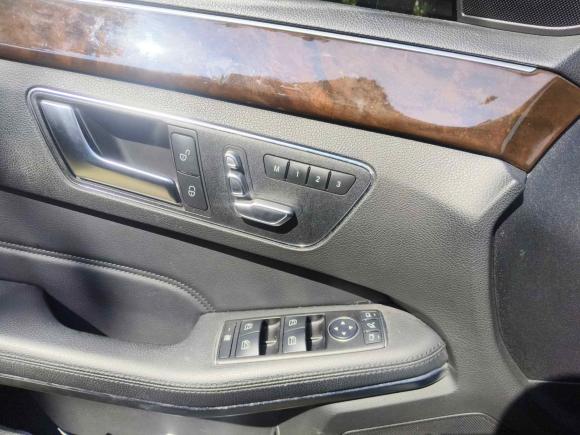 [上海·沪F] 二手奔驰奔驰E级2015款 改款 E 260 L