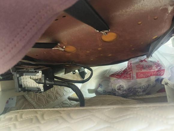 [西安·陕A] 二手马自达马自达32012款 1.6L 自动经典标准型