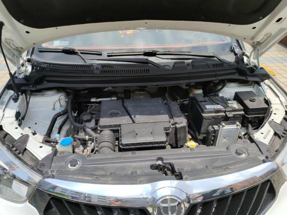 [广州·赣C] 二手中华中华V32016款 1.5L 自动智能型