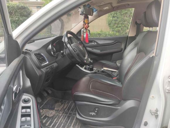 [杭州·浙A] 二手宝骏宝骏5602015款 1.8L 手动豪华型