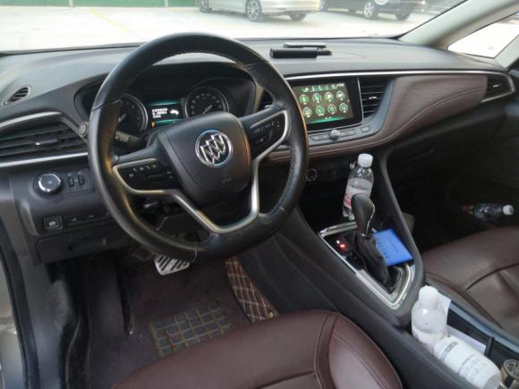 [青岛·鲁U] 二手别克别克GL62018款 18T 6座尊贵型